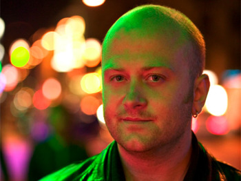 Andrew Strong artist photo