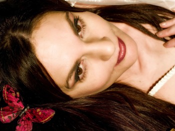 Tia McGraff artist photo