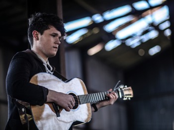 Luke Jackson artist photo