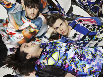 Klaxons artist photo
