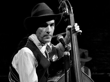 Pete Riley artist photo
