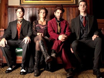 Caravan Of Thieves artist photo
