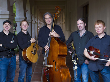 Lunasa artist photo