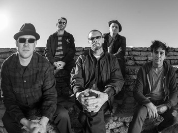 Swingin Utters artist photo