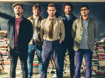 Kaiser Chiefs artist photo