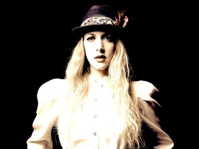 Hayley Gaftarnick artist photo