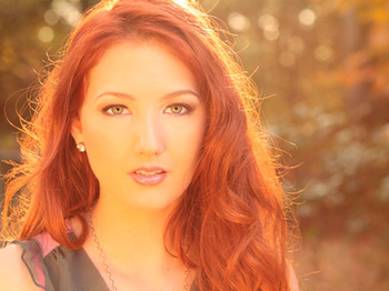 Katie Armiger artist photo