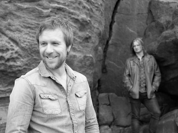Tony Wright (Terrorvision) artist photo