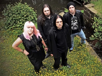 Alunah artist photo