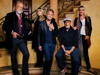 Fleetwood Mac artist photo