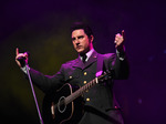 Paul Molloy as GI Elvis artist photo