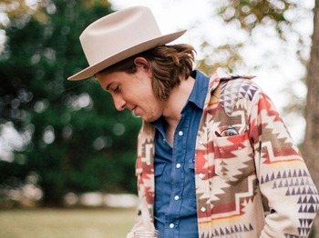 Cale Tyson artist photo