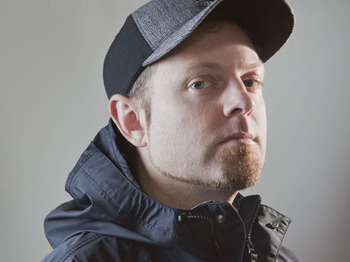 DJ Shadow artist photo