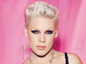 PiNK artist photo