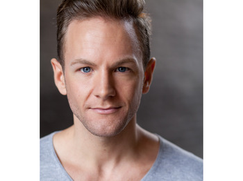 Chris Edgerley artist photo