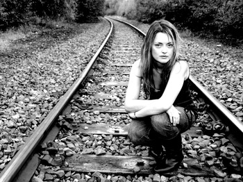 Maeve MacKinnon artist photo