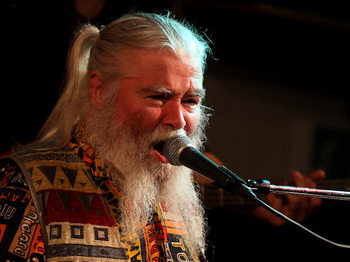 Victor Brox artist photo