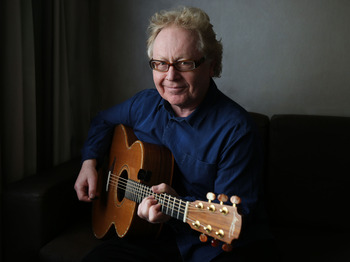 Paul Brady artist photo