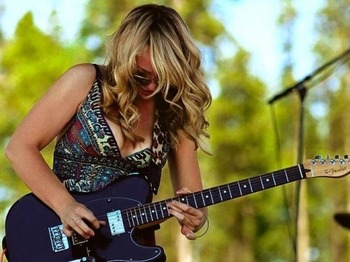 Samantha Fish artist photo
