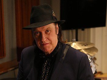 Dave Davies artist photo