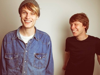 Crushed Beaks artist photo