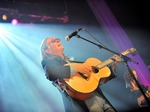 Dougie MacLean artist photo