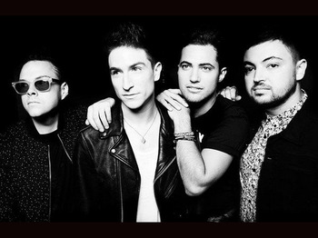 Walk The Moon artist photo