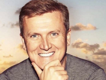 Aled Jones artist photo