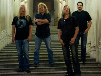 Y&T artist photo