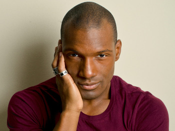 Noah Stewart artist photo