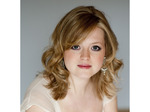 Fflur Wyn artist photo