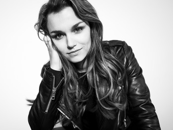 Samantha Barks artist photo