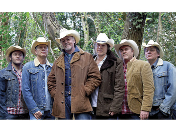 Los Pacaminos artist photo