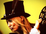 Quill artist photo