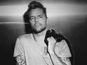 Ricky Martin artist photo