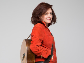 Barbara Dickson artist photo