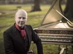 Pawel Siwczak artist photo
