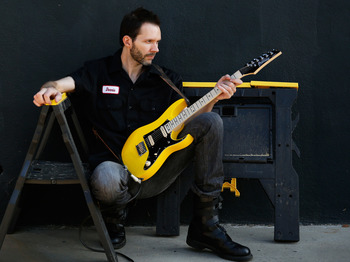 Paul Gilbert artist photo