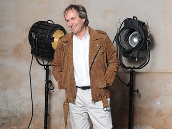 Chris De Burgh artist photo