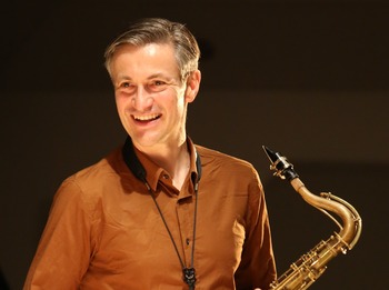 Dave O'Higgins artist photo