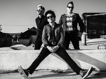 Green Day artist photo