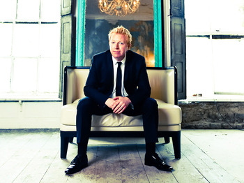 Tommy Fleming artist photo