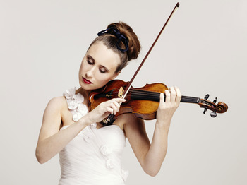 Dvorak Violin Concerto: Jennifer Pike, London International Chamber Orchestra picture