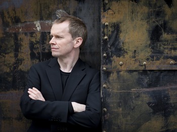 Steven Osborne artist photo