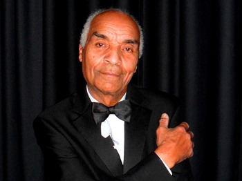 Kenny Lynch artist photo