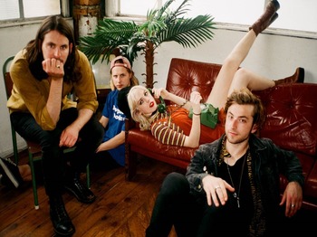 Black Honey artist photo