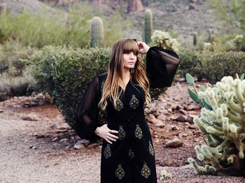 Courtney Marie Andrews picture