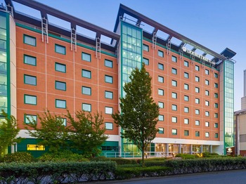 DoubleTree by Hilton Hotel Woking venue photo