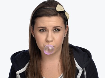 Sarah Callaghan artist photo