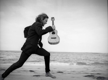 Eddie Vedder artist photo